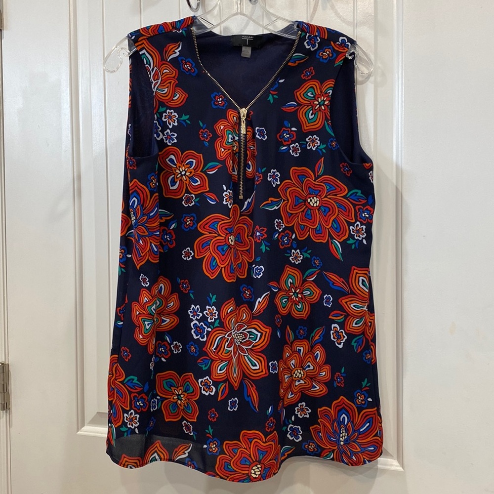 T TAHARI Sleeveless Floral Blouse Size S